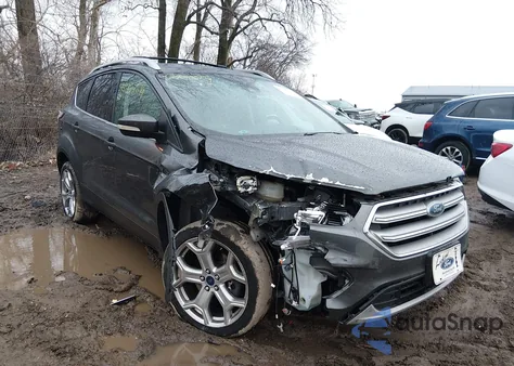 2017 Ford Escape Titanium из США, поврежденный, VIN 1FMCU0J9XHUE56800